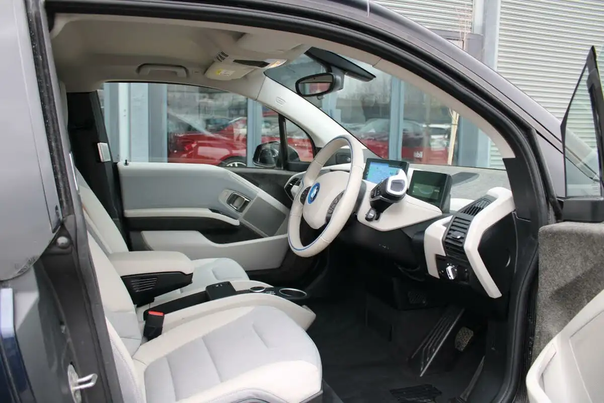 2021-bmw-i3-e-120-ah-s-big-7