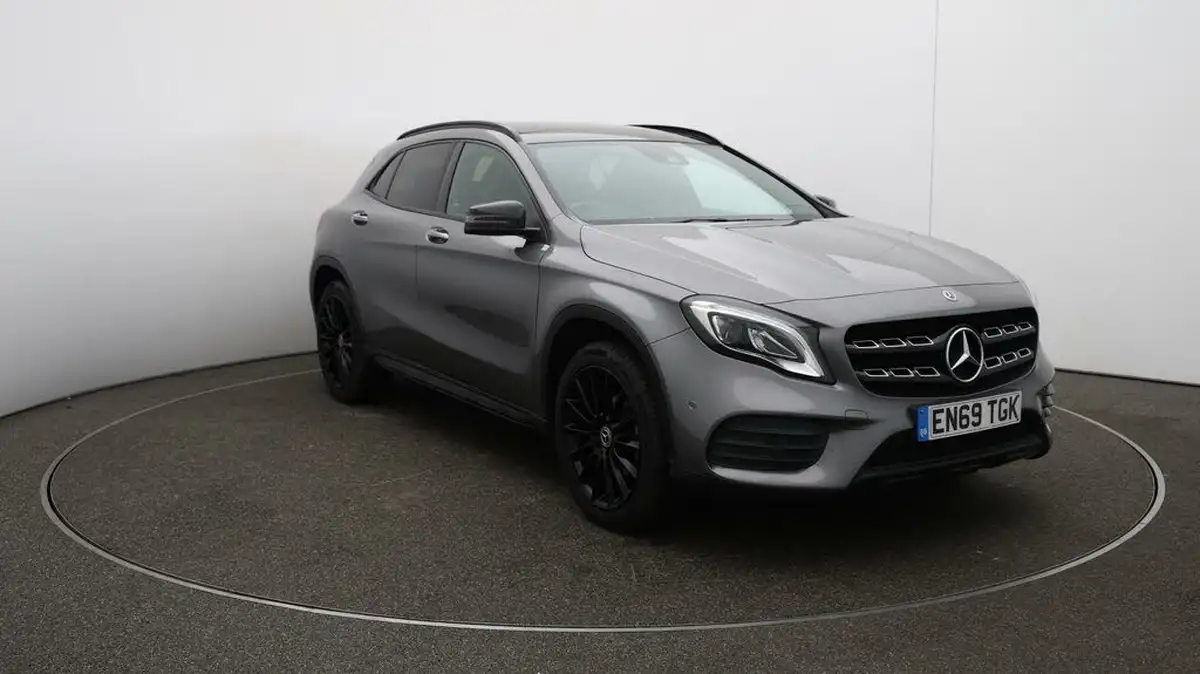 2020-mercedes-benz-gla-class-16-gla-200-amg-line-edition-plus-7g-dct-big-37