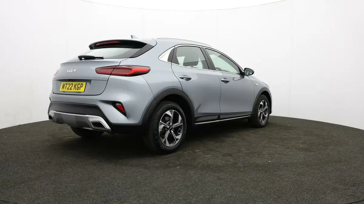 2022-kia-xceed-10-t-gdi-2-big-77