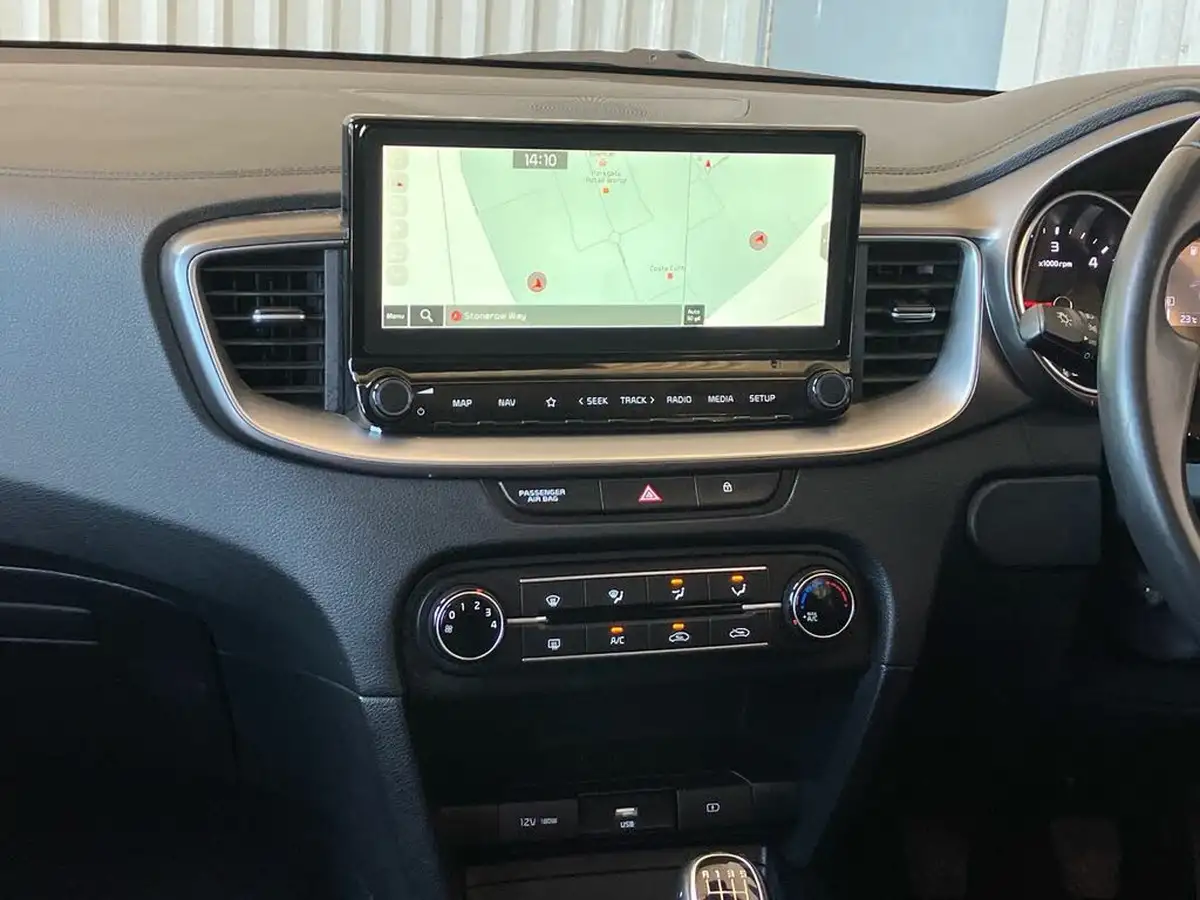 2021-kia-ceed-16crdi-2-nav-134bhp-48v-mhev-hatchback-big-41