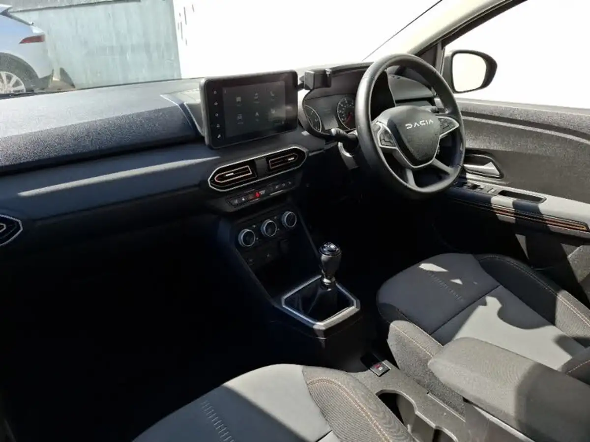 2023-dacia-sandero-stepway-10-tce-essential-90bhp-big-4
