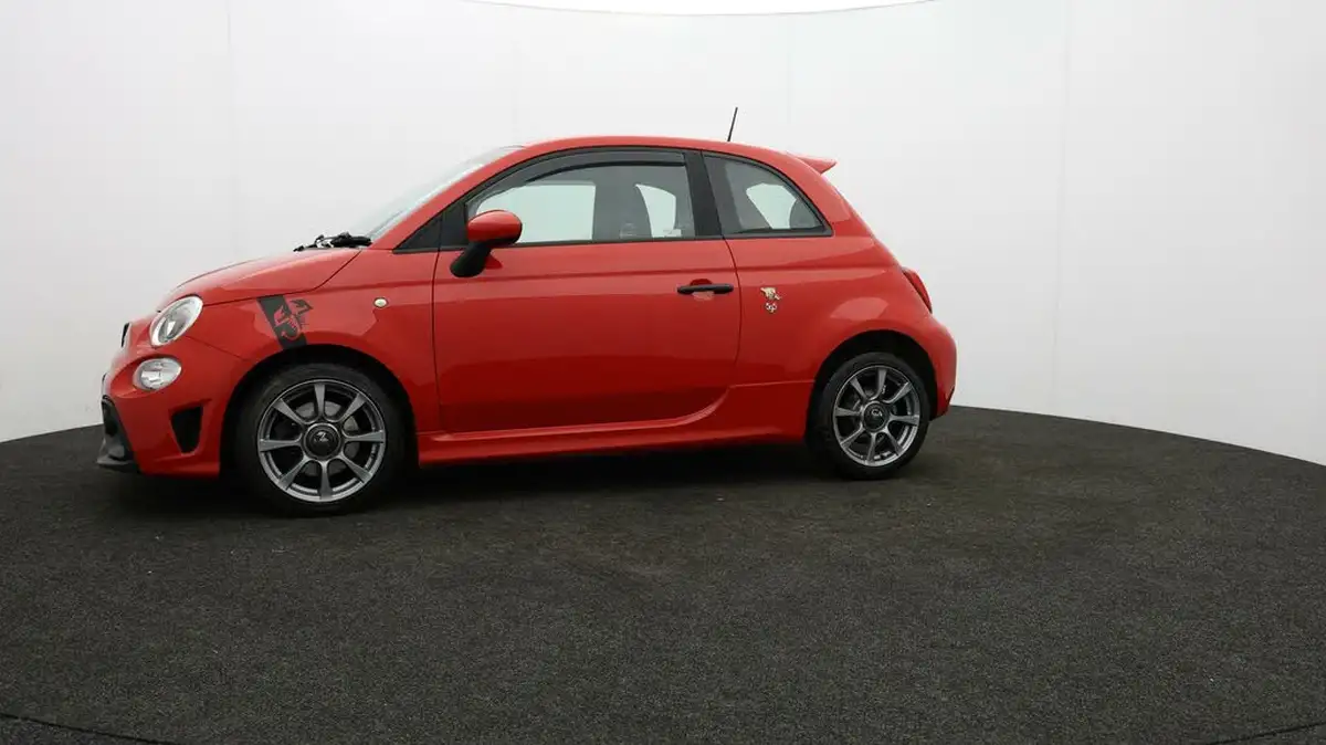 2020-abarth-595-14-tjet-big-63