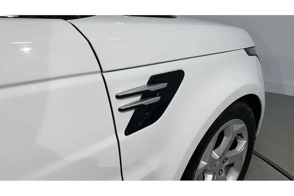 2022-land-rover-range-rover-sport-30-d250-hse-big-12