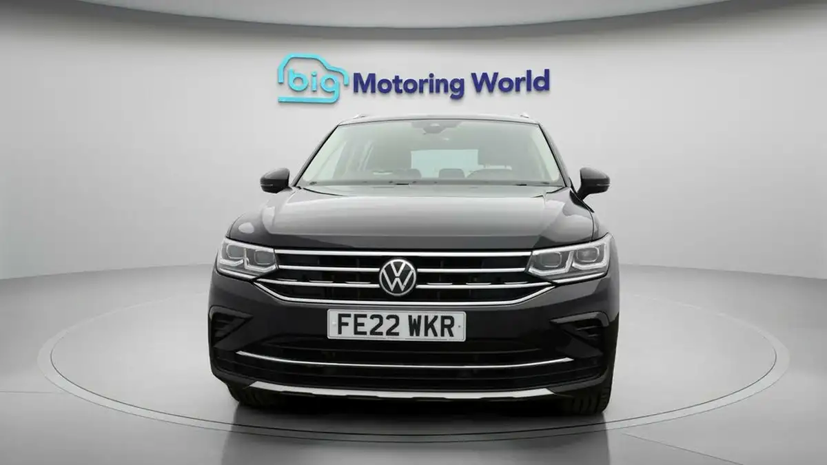 2022-volkswagen-tiguan-15-tsi-elegance-big-1