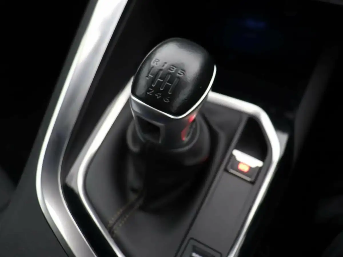 2020-peugeot-3008-suv-15-bluehdi-gt-line-big-18