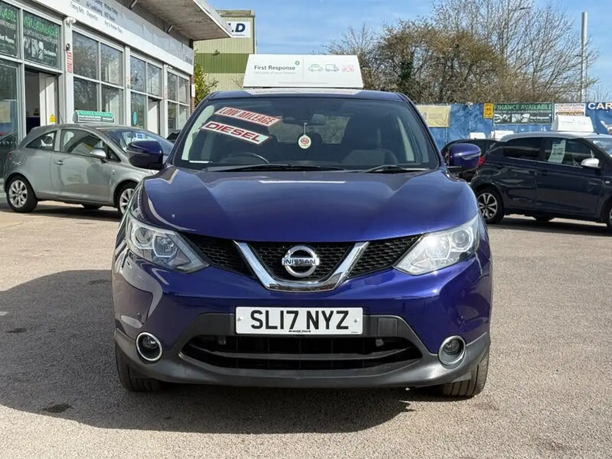 2017-nissan-qashqai-15dci-acenta-smart-vision-packtech-pack-big-7