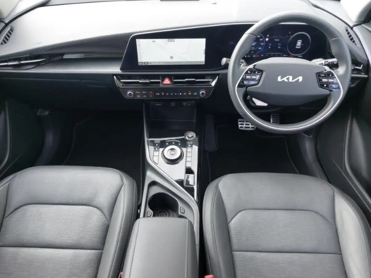 2024-kia-niro-16-gdi-4-168bhp-phev-111kwh-big-2