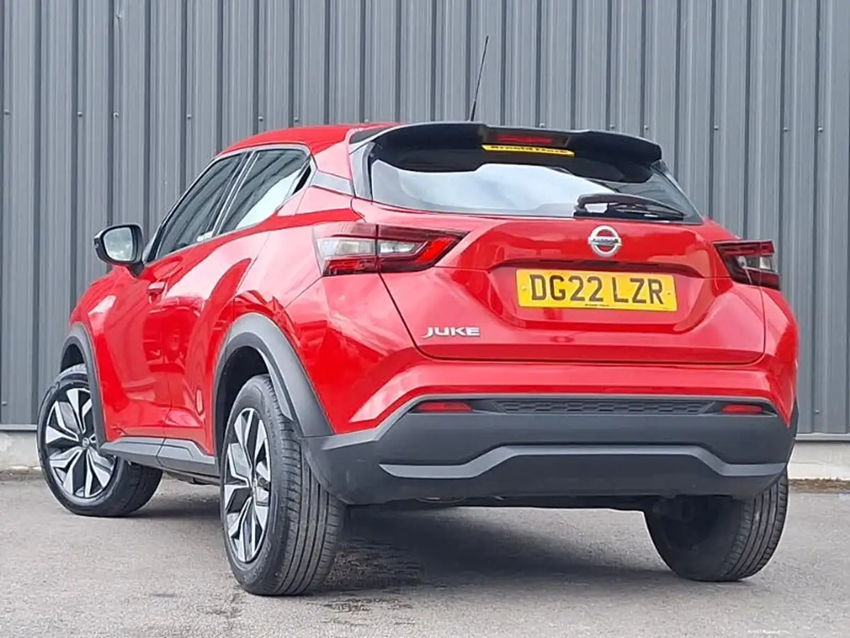 2022-nissan-juke-10-dig-t-acenta-big-1