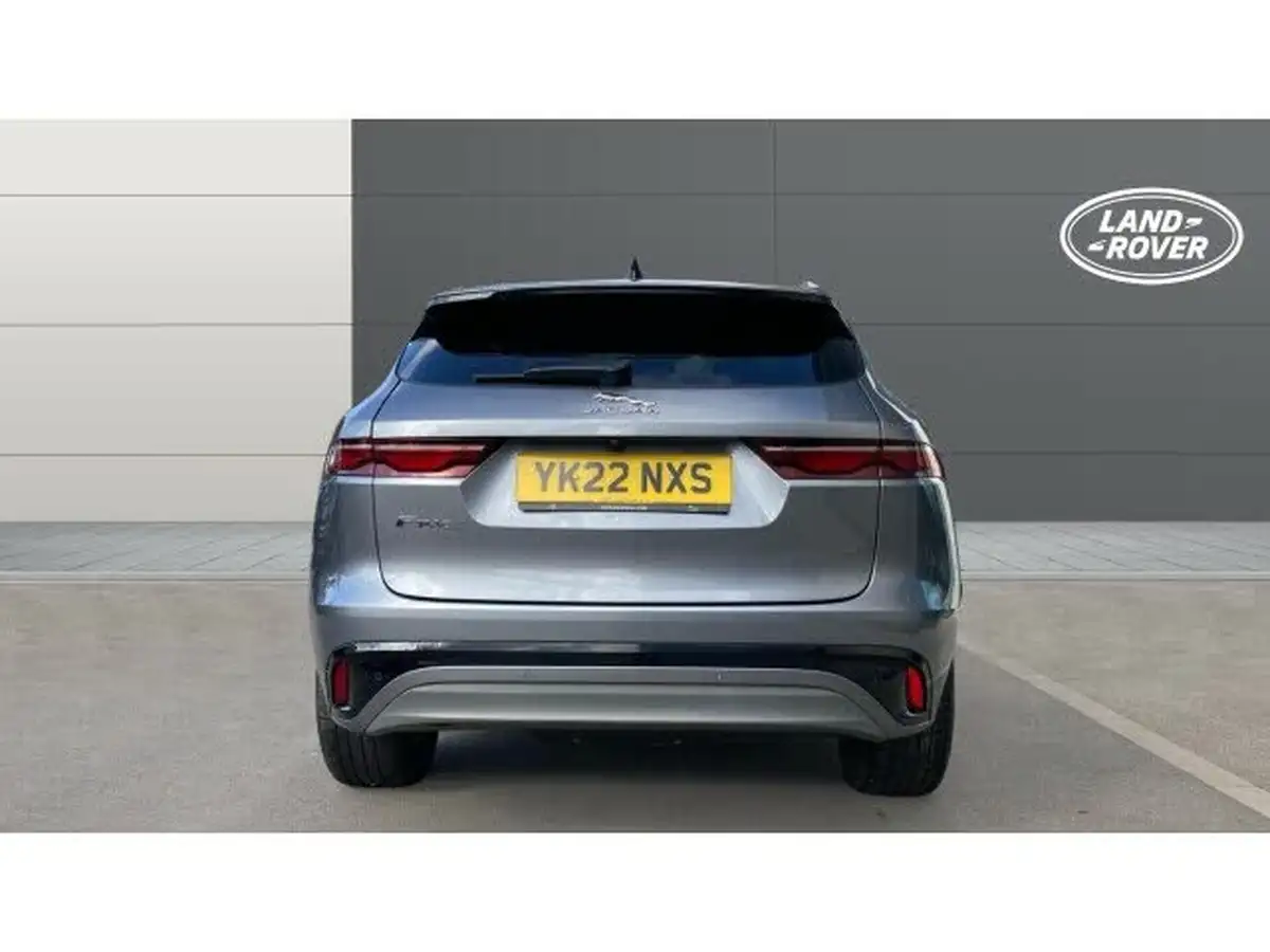 2022-jaguar-f-pace-20-d200-r-dynamic-s-big-5