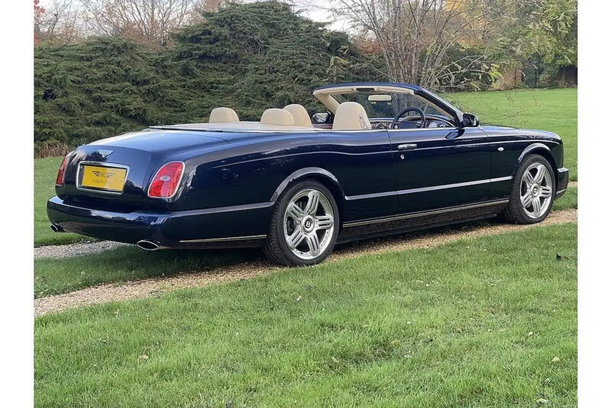 2006-bentley-azure-68-big-10