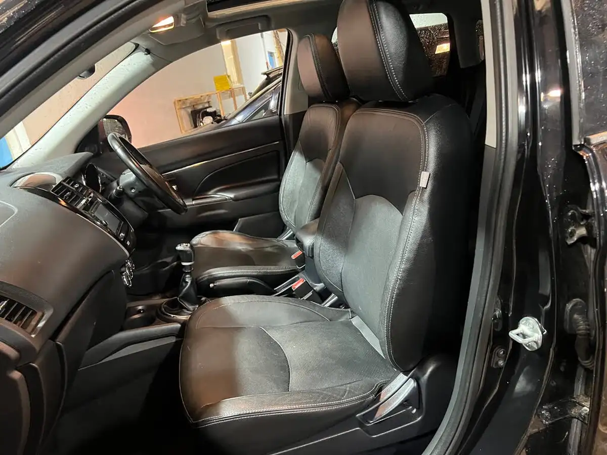 2014-mitsubishi-asx-18td-4wd-big-8