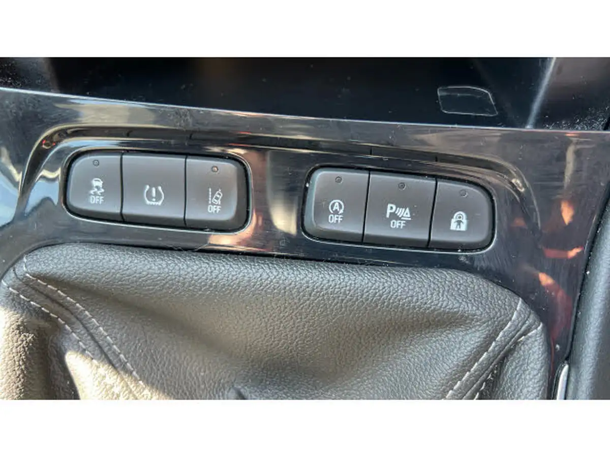 2020-vauxhall-grandland-x-12-se-big-25