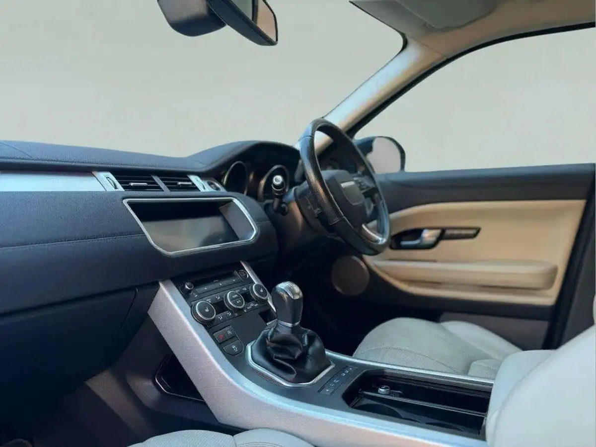 2016-land-rover-range-rover-evoque-20td4-hse-dynamic-hatchback-5d-big-35