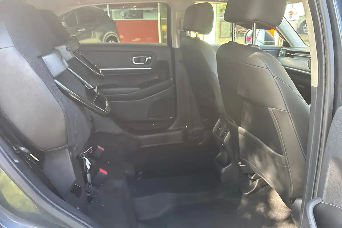2023-honda-hr-v-15-i-mmd-advance-big-29