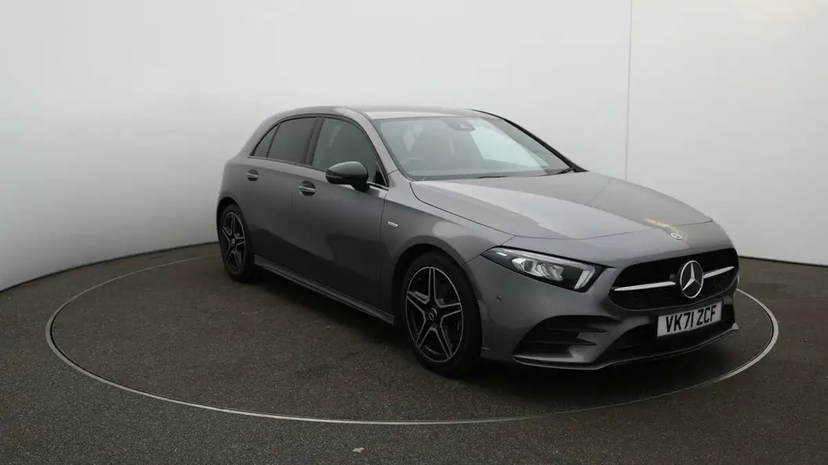 2022-mercedes-benz-a-class-13-a200-amg-line-executive-edition-hatchback-5d-7g-dct-big-42