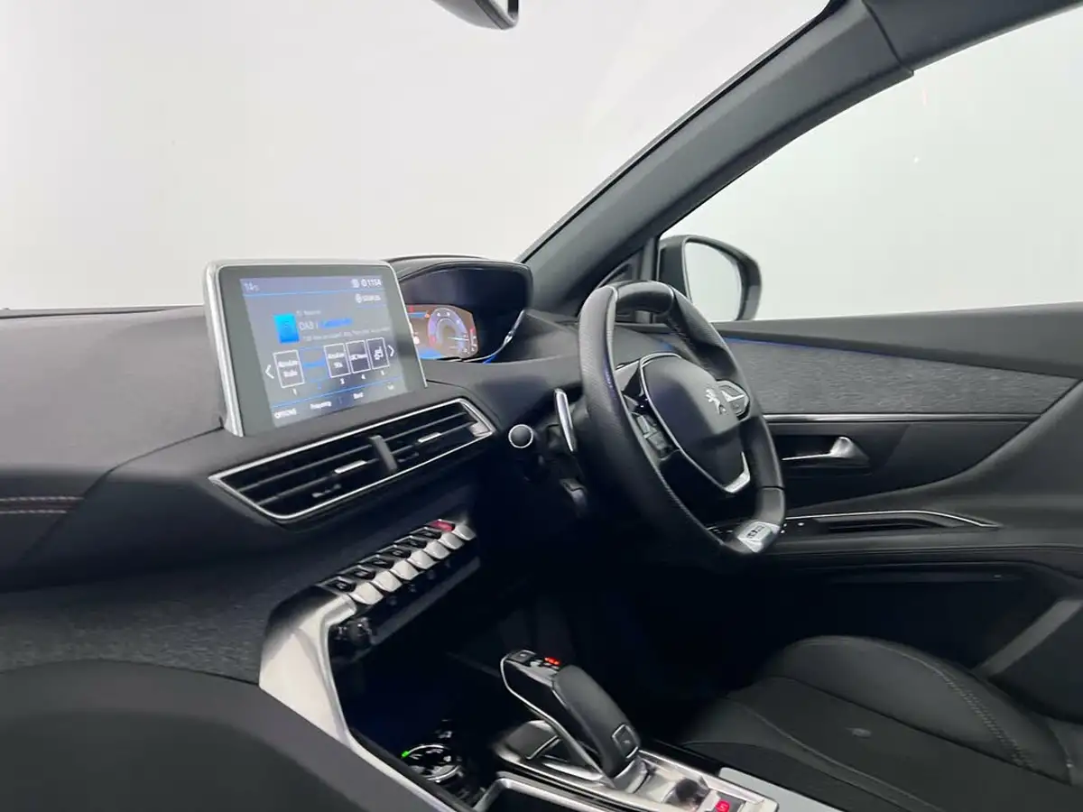 2019-peugeot-3008-suv-20-bluehdi-gt-line-20-bluehdi-big-17