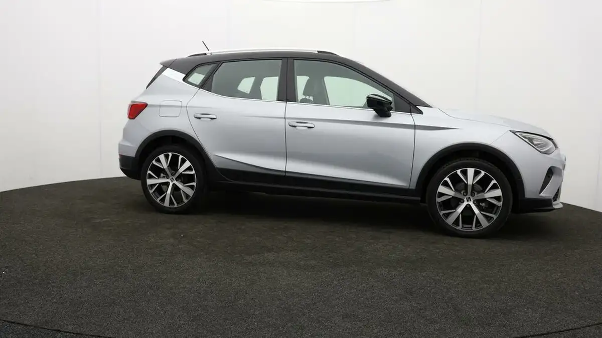 2023-seat-arona-10-tsi-xperience-lux-110ps-big-59