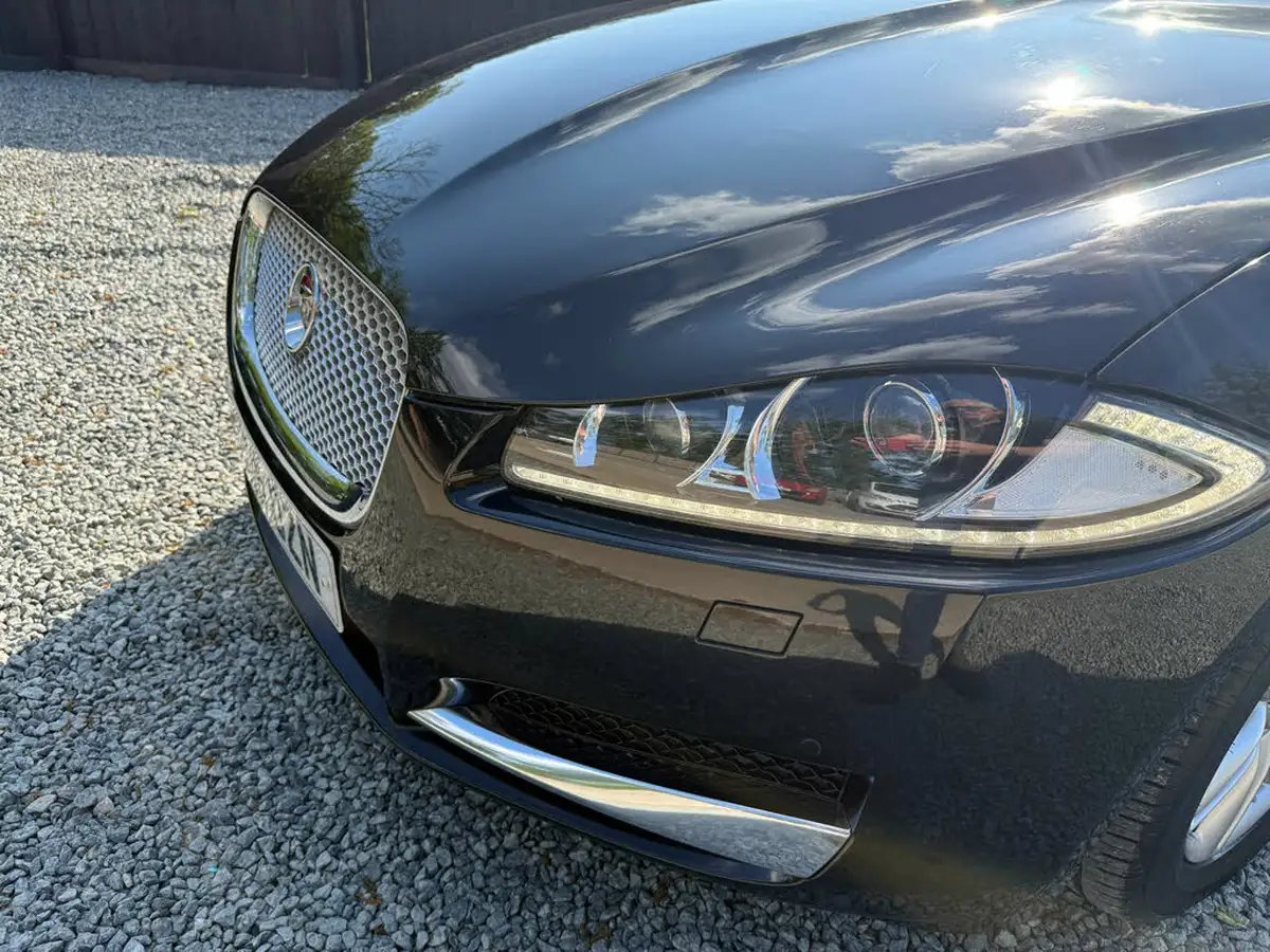 2015-jaguar-xf-22td-luxury-163ps-saloon-4d-big-37