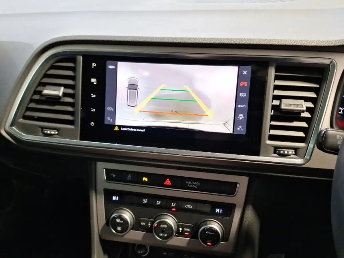 2023-seat-ateca-15-ecotsi-xperience-dsg-big-9