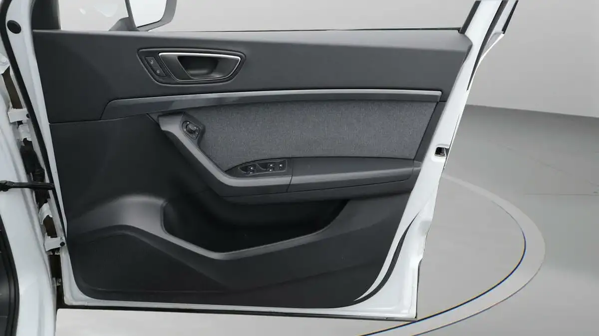 2022-seat-ateca-15-ecotsi-se-technology-big-15