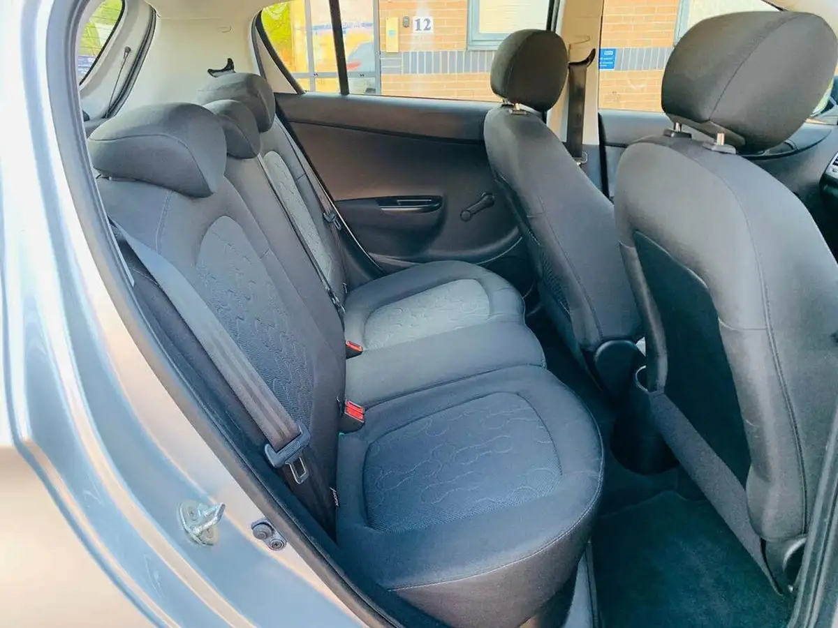 2012-hyundai-i20-12-classic-5d-big-12