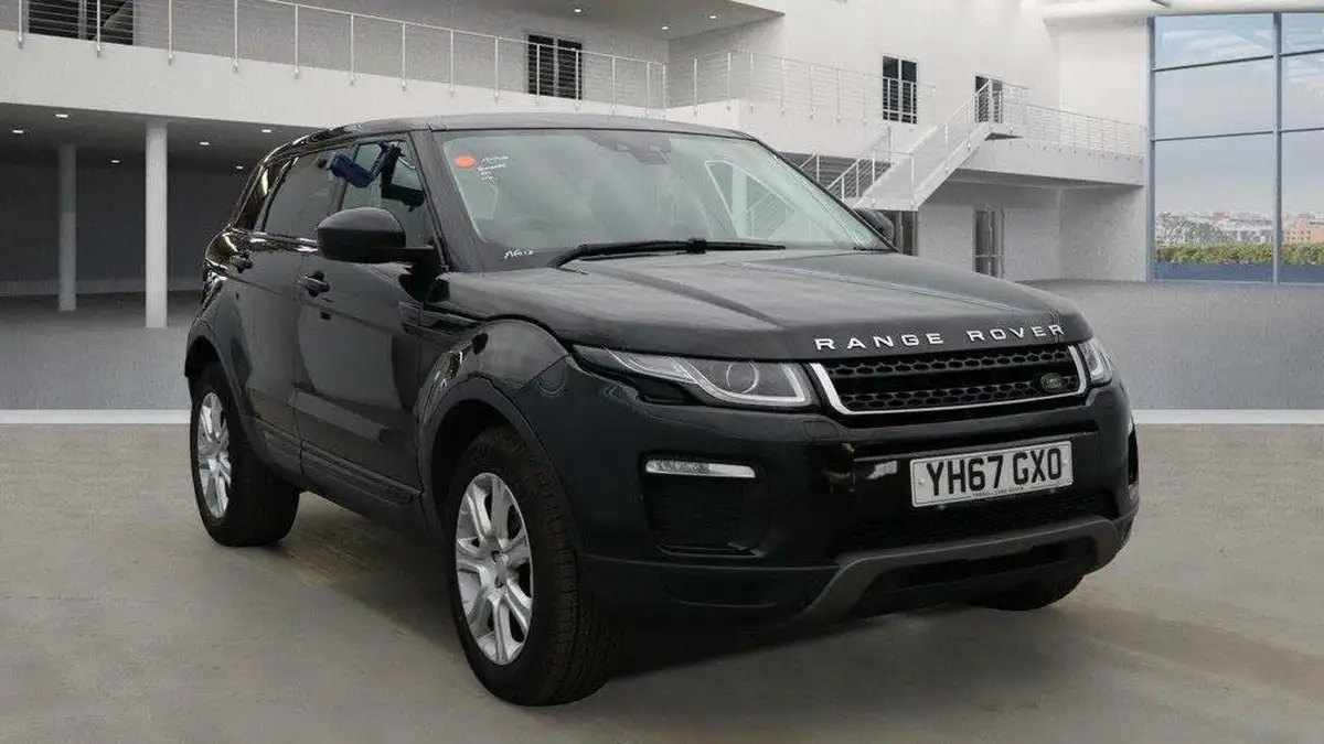 2017-land-rover-range-rover-evoque-20td4-se-tech-hatchback-5d-auto-big-0