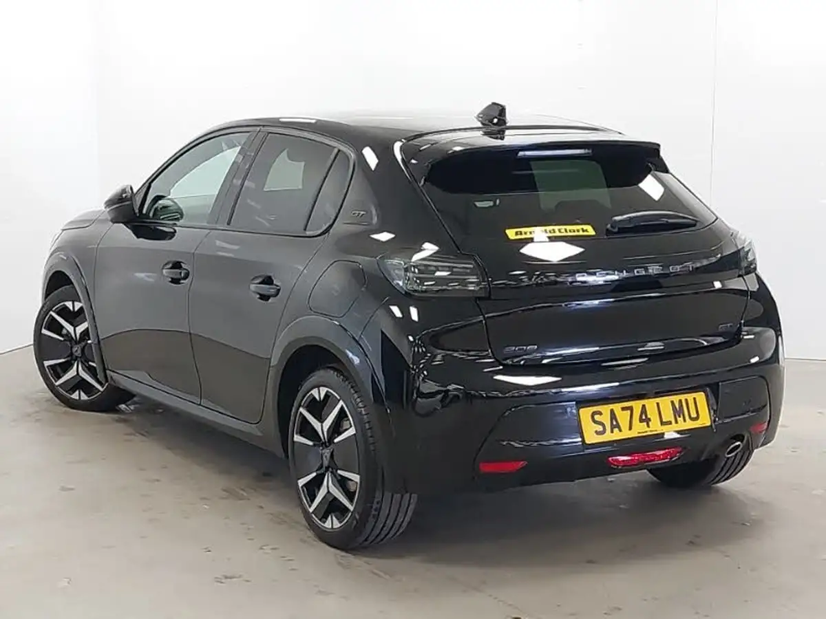2024-peugeot-208-12-puretech-gt-100ps-big-1
