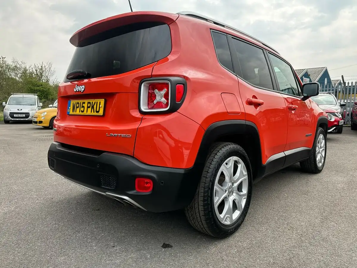 2015-jeep-renegade-16td-limited-big-13