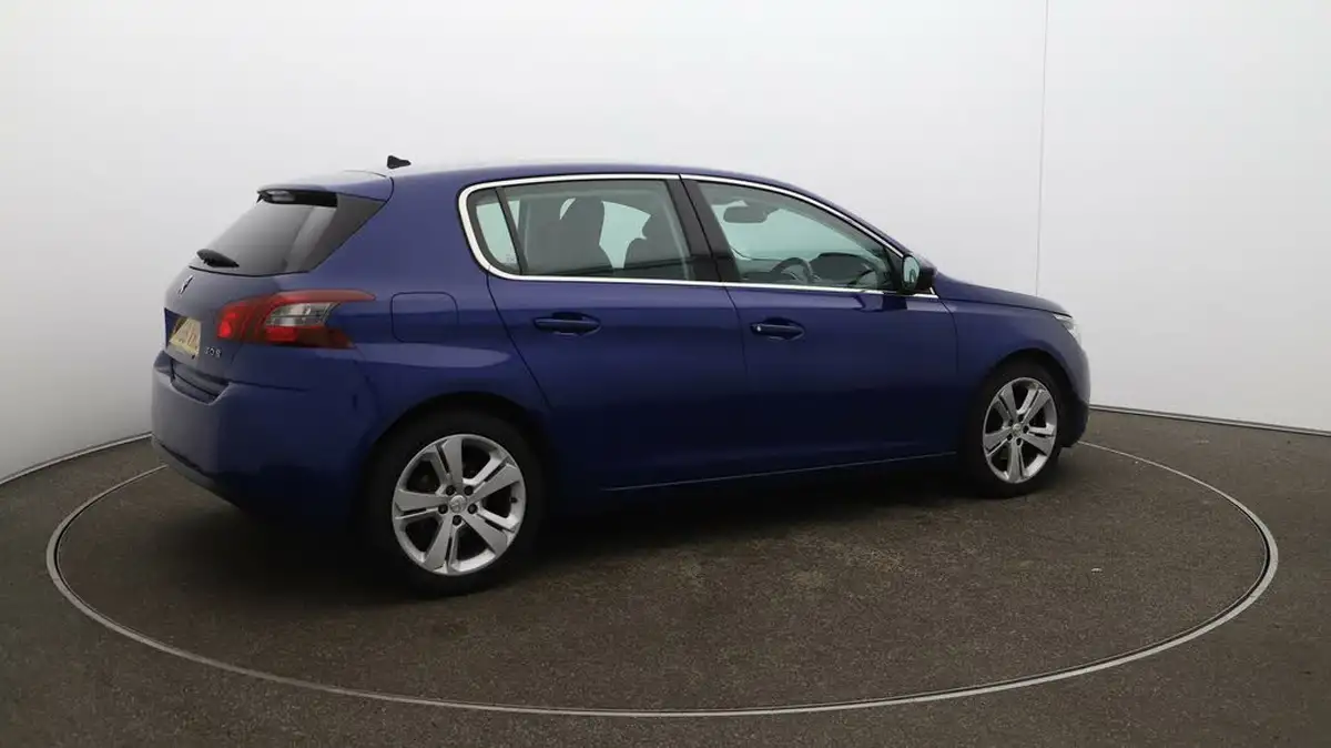 2018-peugeot-308-15-bluehdi-allure-15-bluehdi-big-53