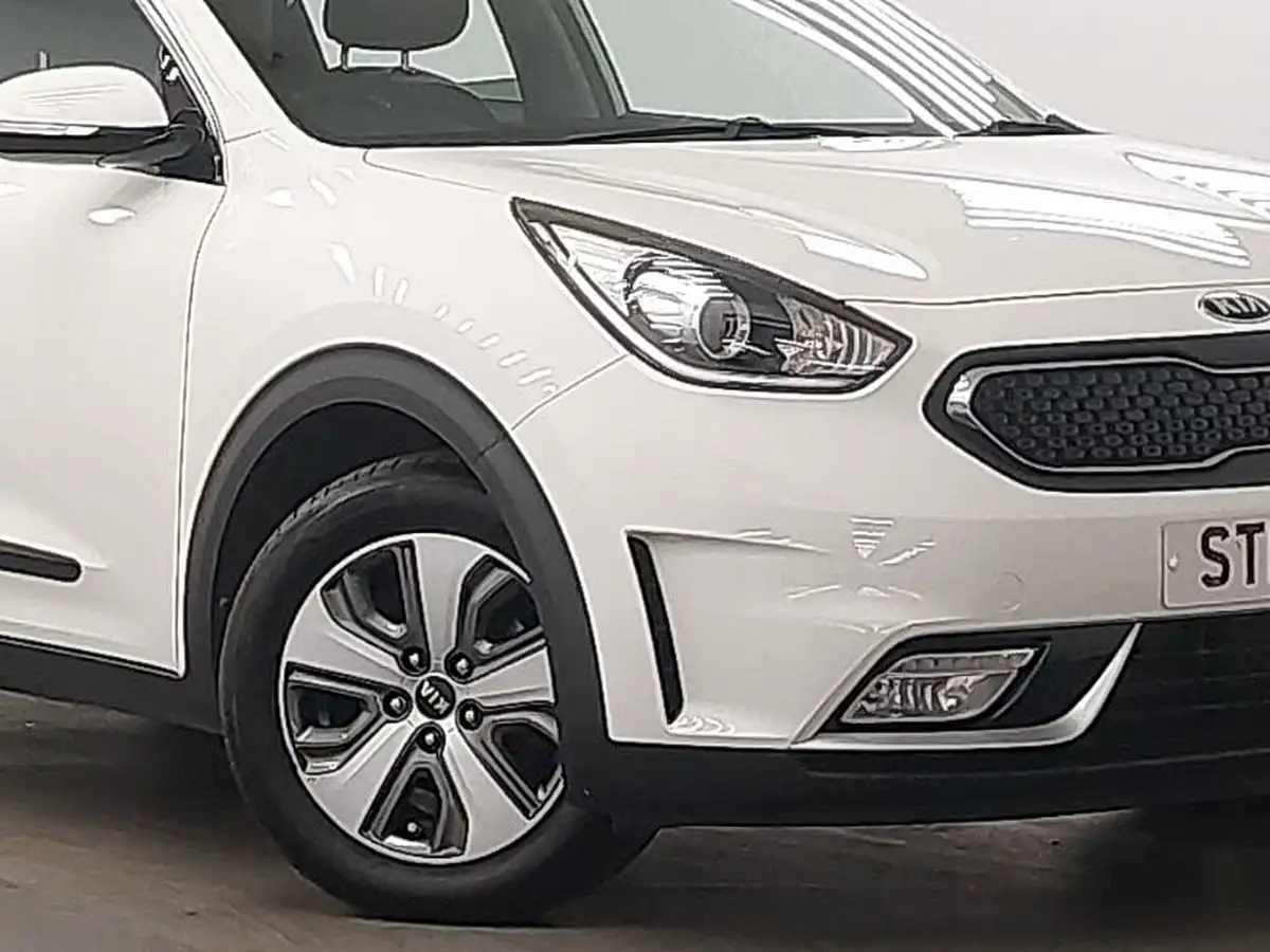 2018-kia-niro-16-gdi-2-adap-big-8