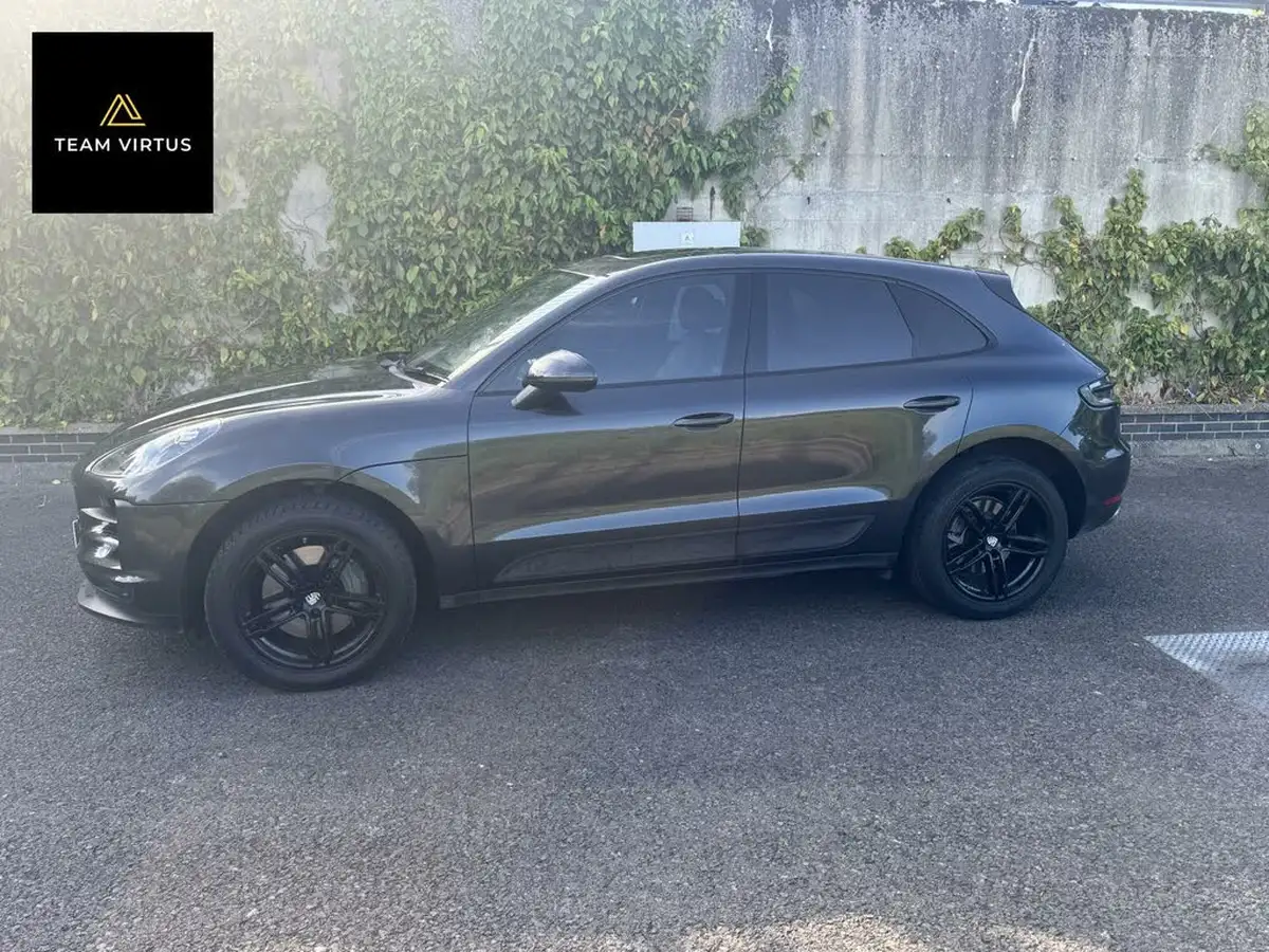 2019-porsche-macan-30-v6-s-big-3