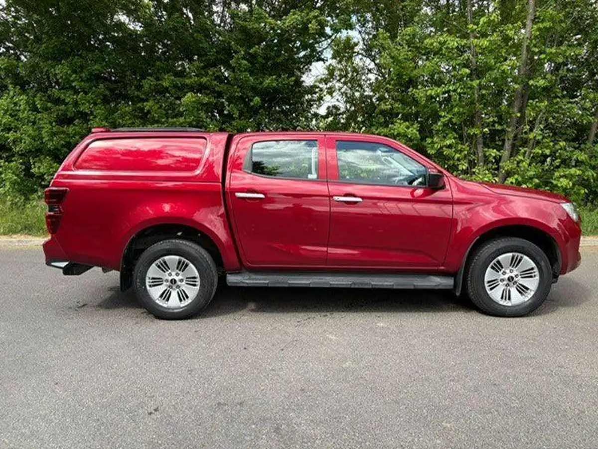 2022-isuzu-d-max-19td-dl20-double-pickup-auto-big-3