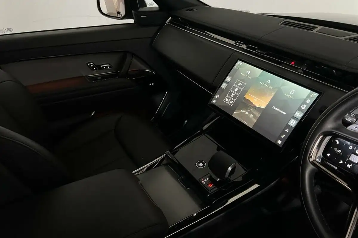 2024-land-rover-range-rover-sport-30-d300-dynamic-se-big-35
