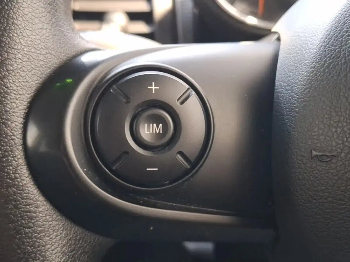 2020-mini-countryman-15-cooper-classic-auto-big-15
