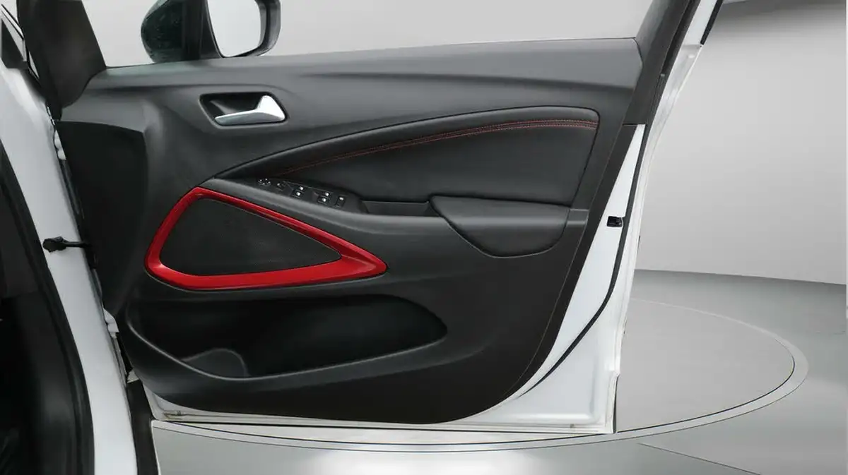 2022-vauxhall-crossland-12i-gs-line-big-15