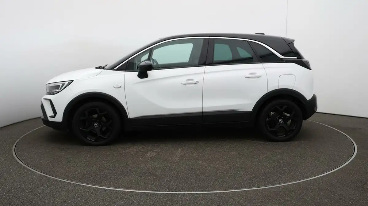 2022-vauxhall-crossland-12i-gs-line-big-63