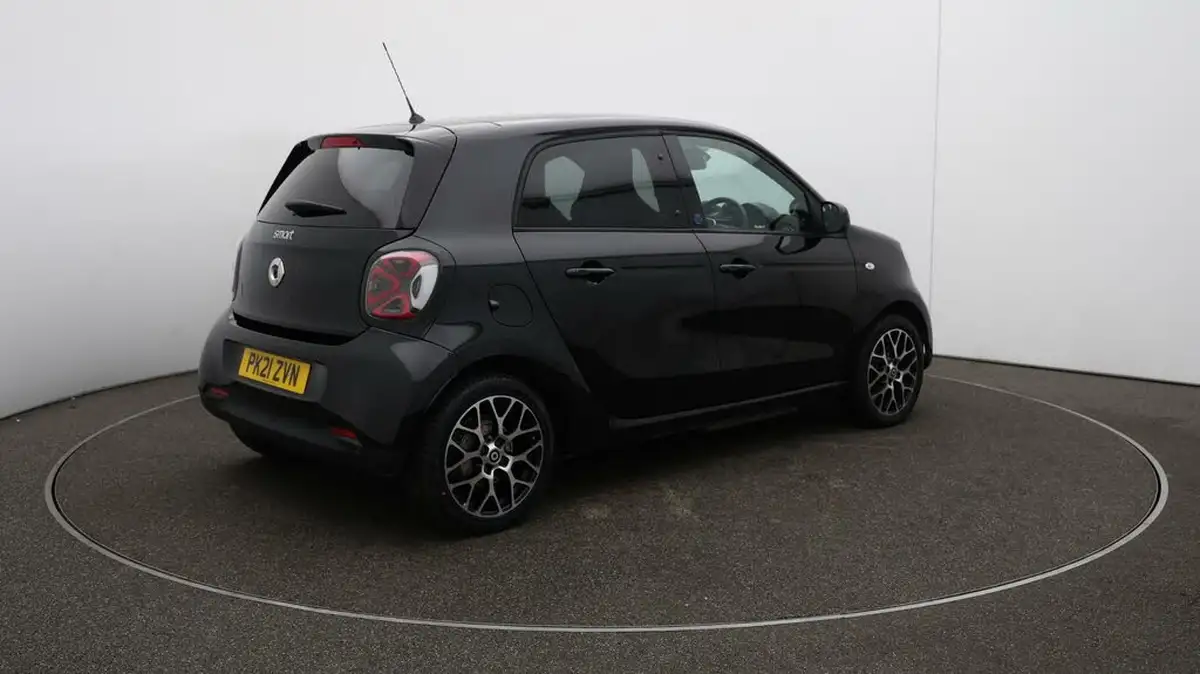 2021-smart-forfour-eq-exclusive-big-51