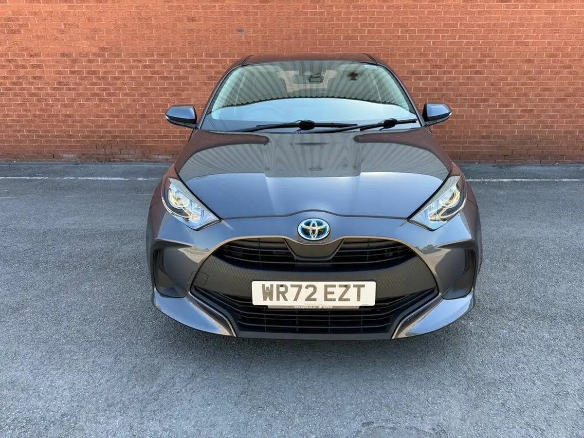 2022-toyota-yaris-15-vvt-i-icon-big-2