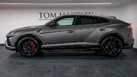 2021-lamborghini-urus-40-no-trim-small-3