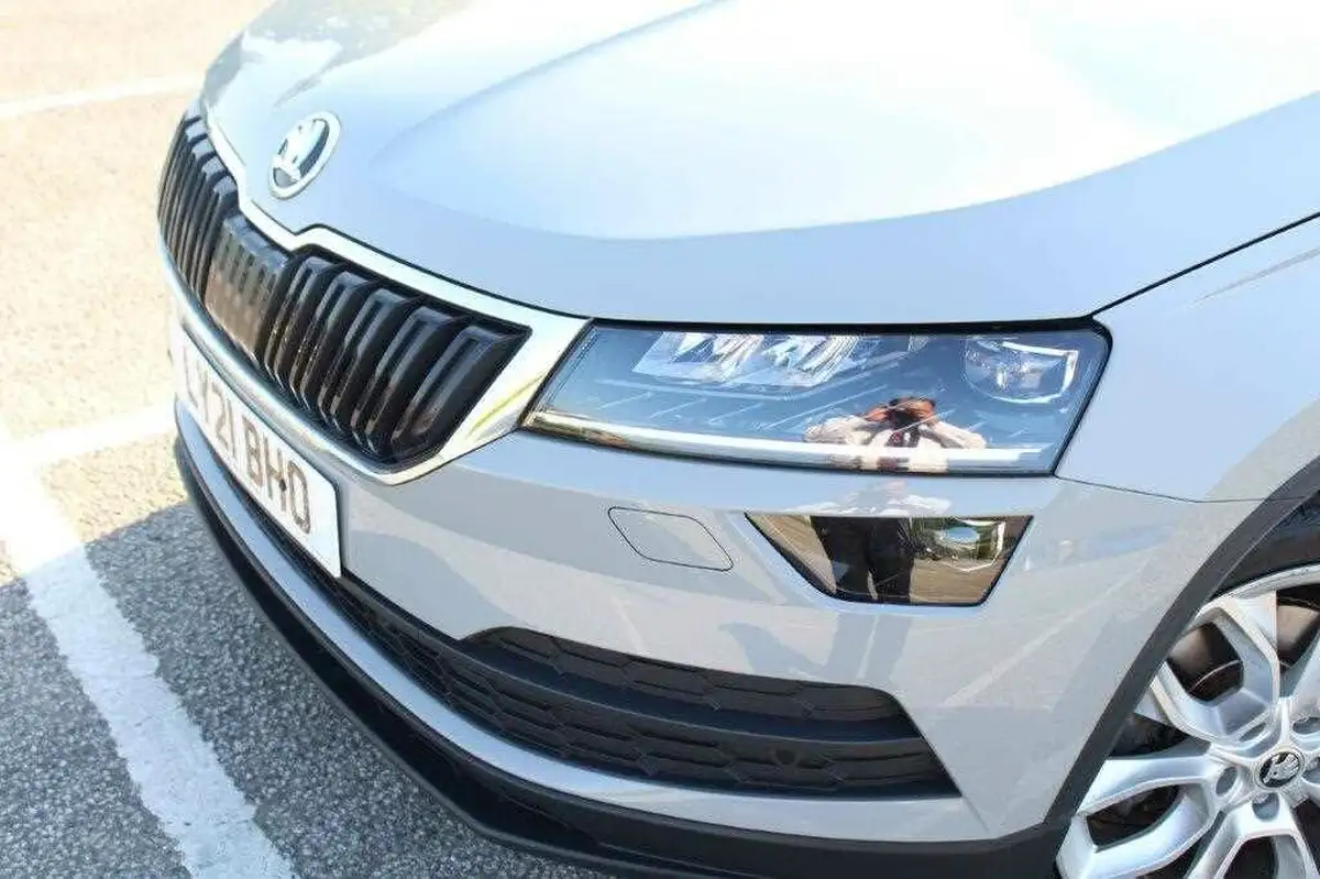 2021-skoda-karoq-15-tsi-edition-dsg-big-36