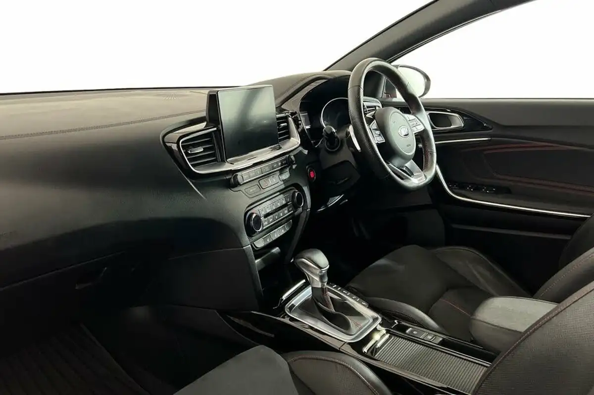 2020-kia-pro-ceed-16-t-gdi-gt-big-8