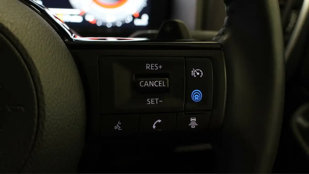 2021-nissan-qashqai-13-dig-t-premiere-edition-158ps-x-tronic-big-21
