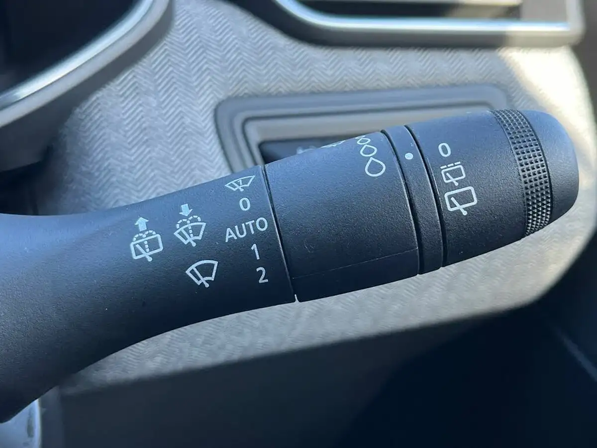2024-renault-clio-16-techno-big-26