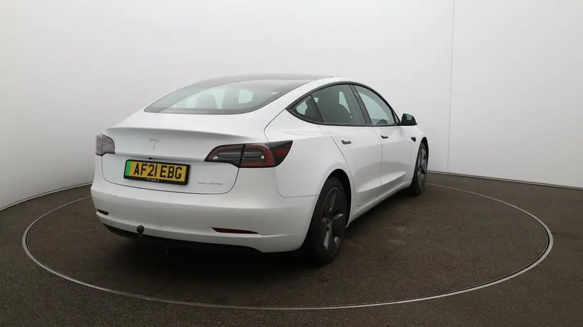 2021-tesla-model-3-e-long-range-4x4-big-46
