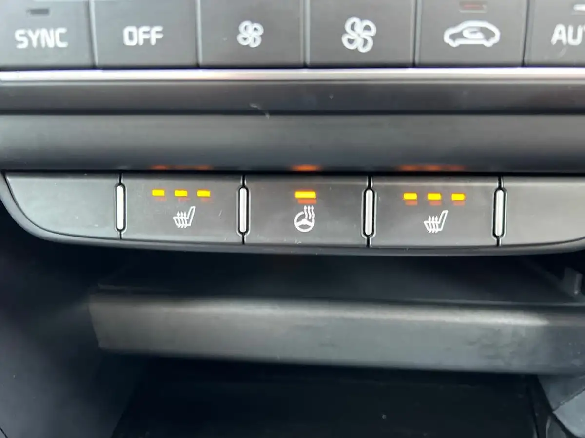 2023-kia-xceed-15-t-gdi-3-158bhp-big-24
