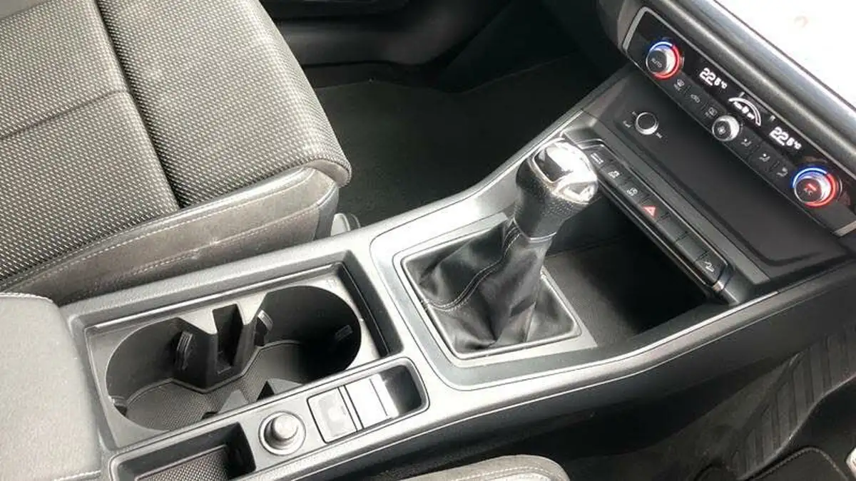2020-audi-q3-15-35-tfsi-s-line-cod-station-wagon-big-36