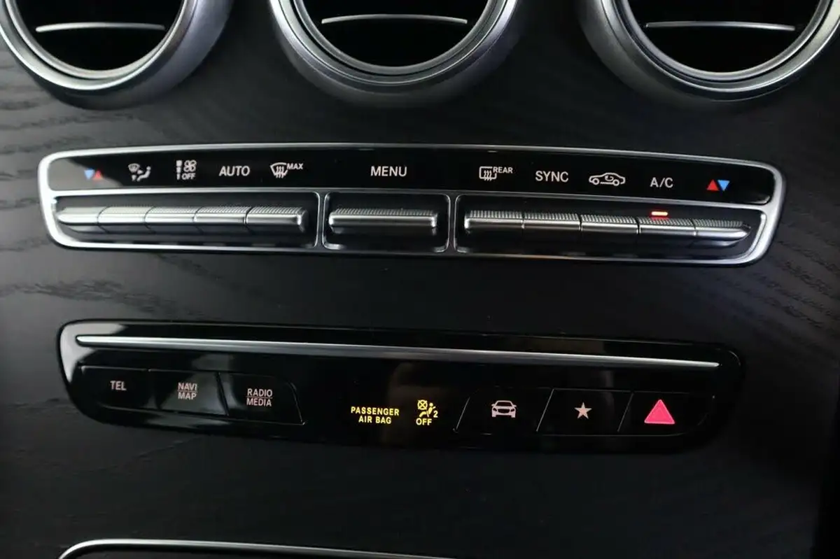 2019-mercedes-benz-glc-class-20d-glc220d-amg-line-premium-station-wagon-5d-big-16