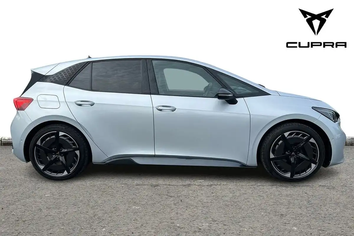 2022-cupra-born-e-v3-230ps-77kwh-e-boost-big-3