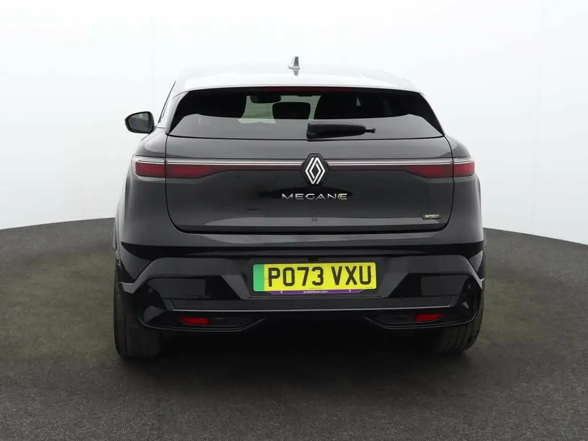 2023-renault-megane-e-tech-e-techno-big-2
