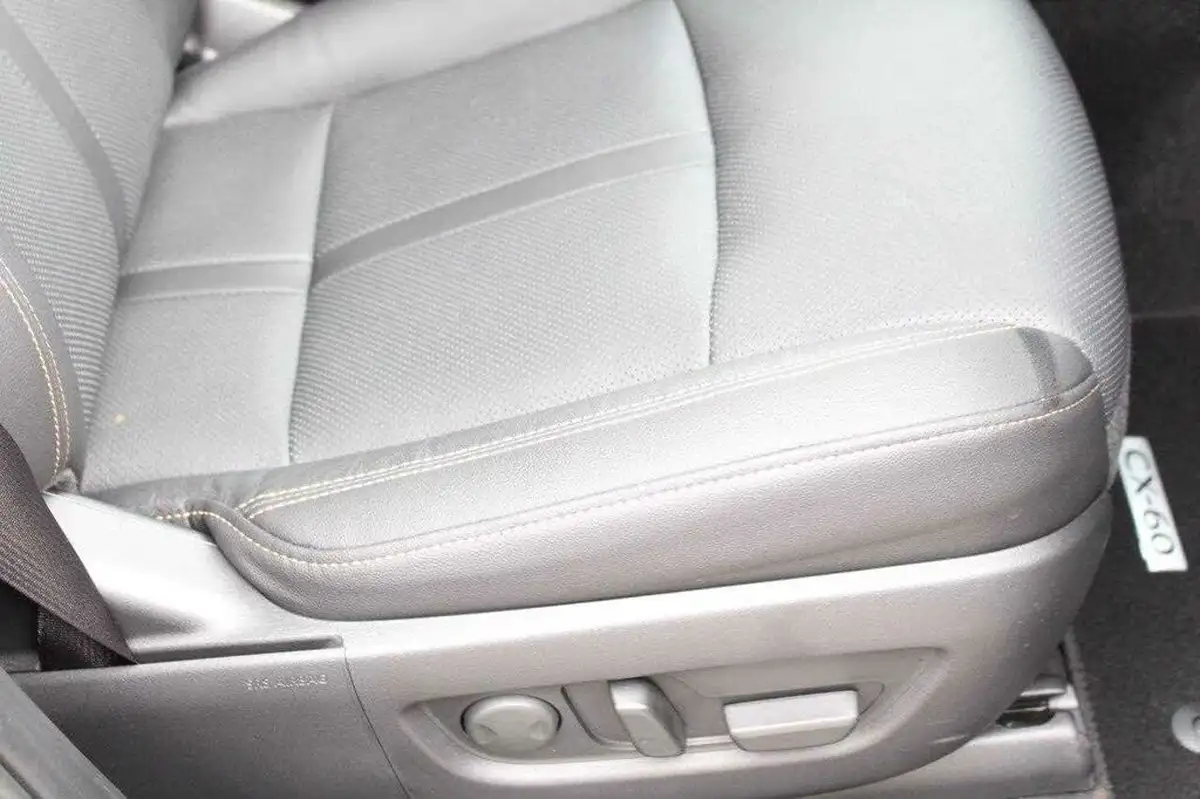 2024-mazda-cx-60-25-e-skyactiv-exclusive-line-big-17